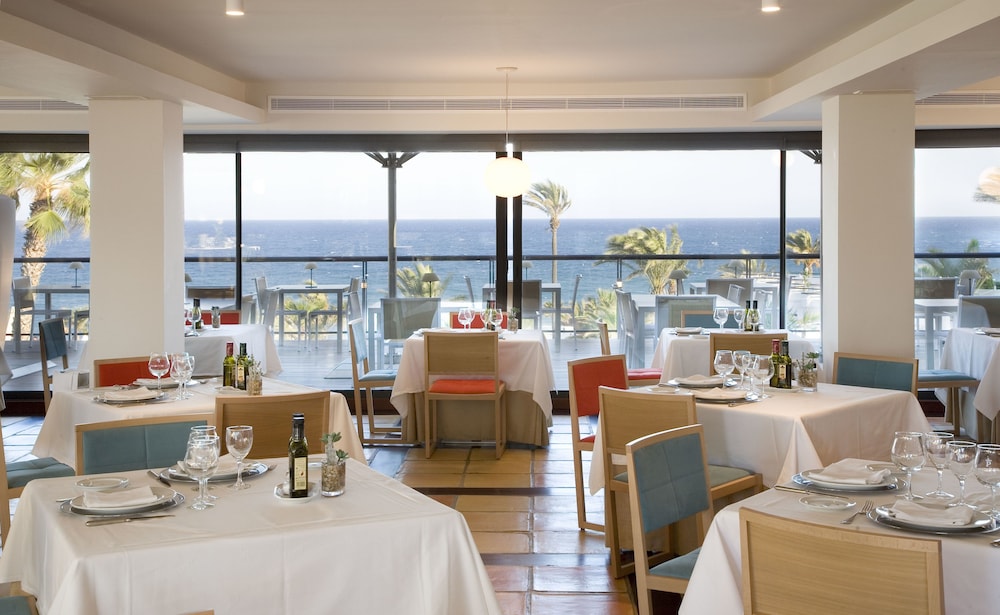 Parador de Mojácar — Restaurant & bars in Mojacar, Andalusia