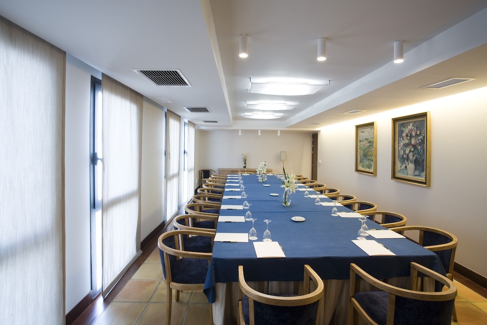 Parador de Mojácar — Restaurant & bars in Mojacar, Andalusia