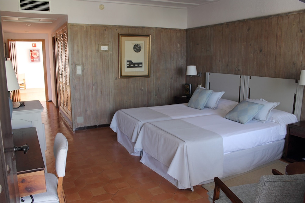 Parador de Mojácar — Hotel rooms in Mojacar, Andalusia
