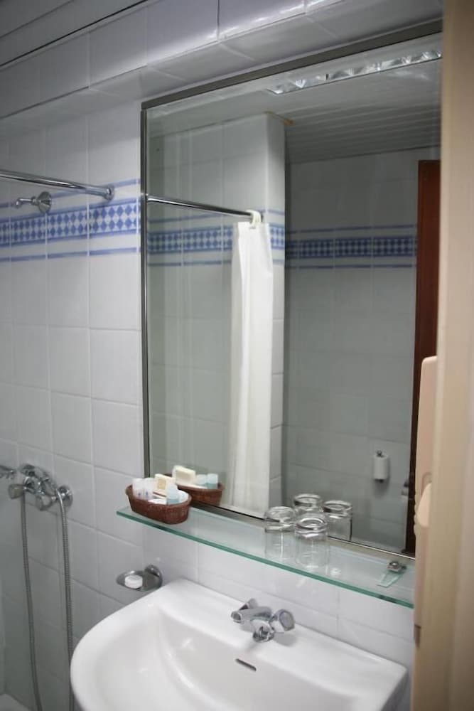 Athena Hotel — Hotel rooms in Rhodes Town, South Aegean