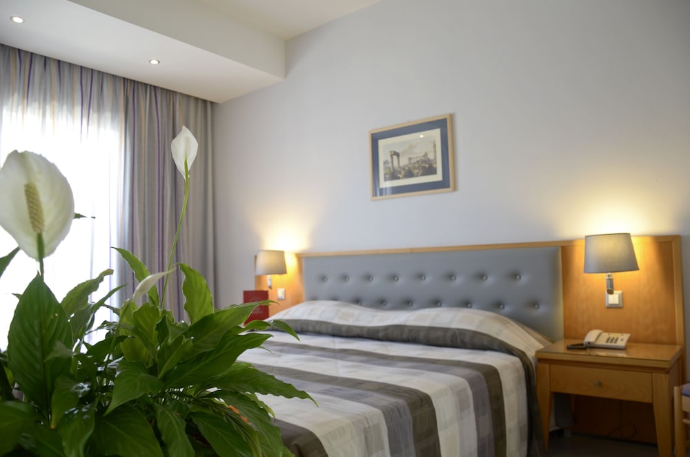 Athena Hotel — Hotel rooms in Rhodes Town, South Aegean