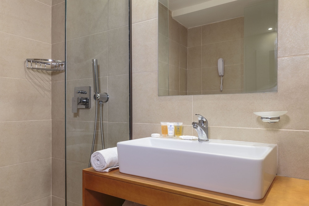 Athena Hotel — Hotel rooms in Rhodes Town, South Aegean