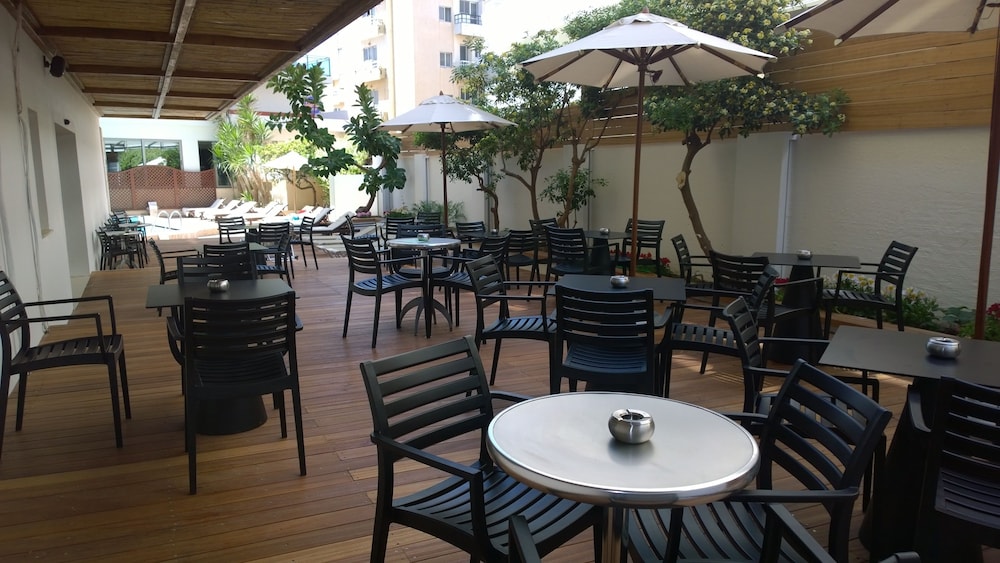 Athena Hotel — Restaurant & bars in Rhodes Town, South Aegean
