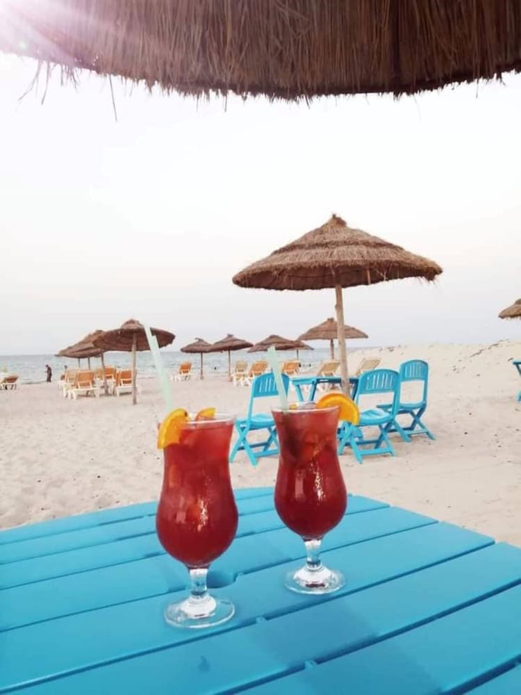 Zenon Hotel Djerba — Beach in Midoun, Medenine