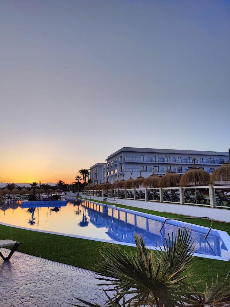 Cabogata Beach Hotel — Swimming pool in Almeria, Andalusia