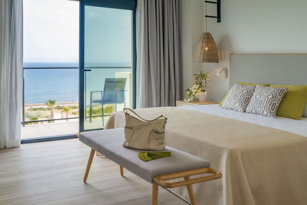 Cabogata Beach Hotel — Hotel rooms in Almeria, Andalusia