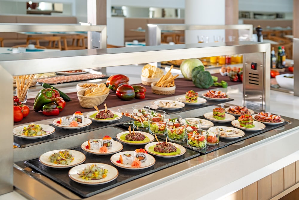 Cabogata Beach Hotel — Restaurant & bars in Almeria, Andalusia