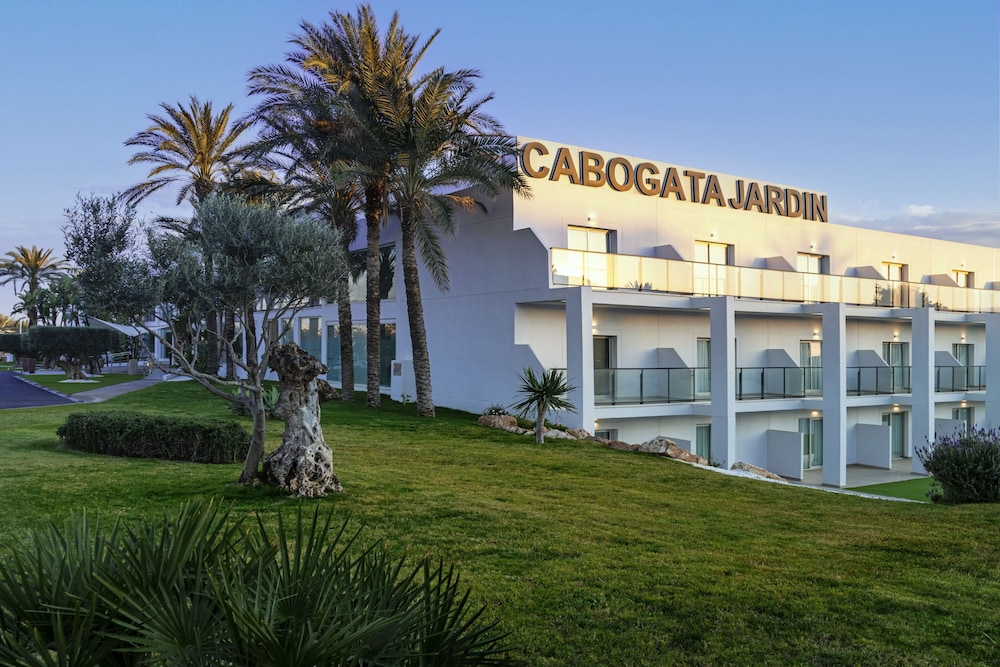 Cabogata Jardín Hotel — Hotel building in Almeria, Andalusia