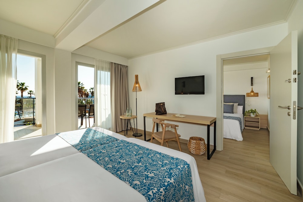 Cabogata Jardín Hotel — Hotel rooms in Almeria, Andalusia