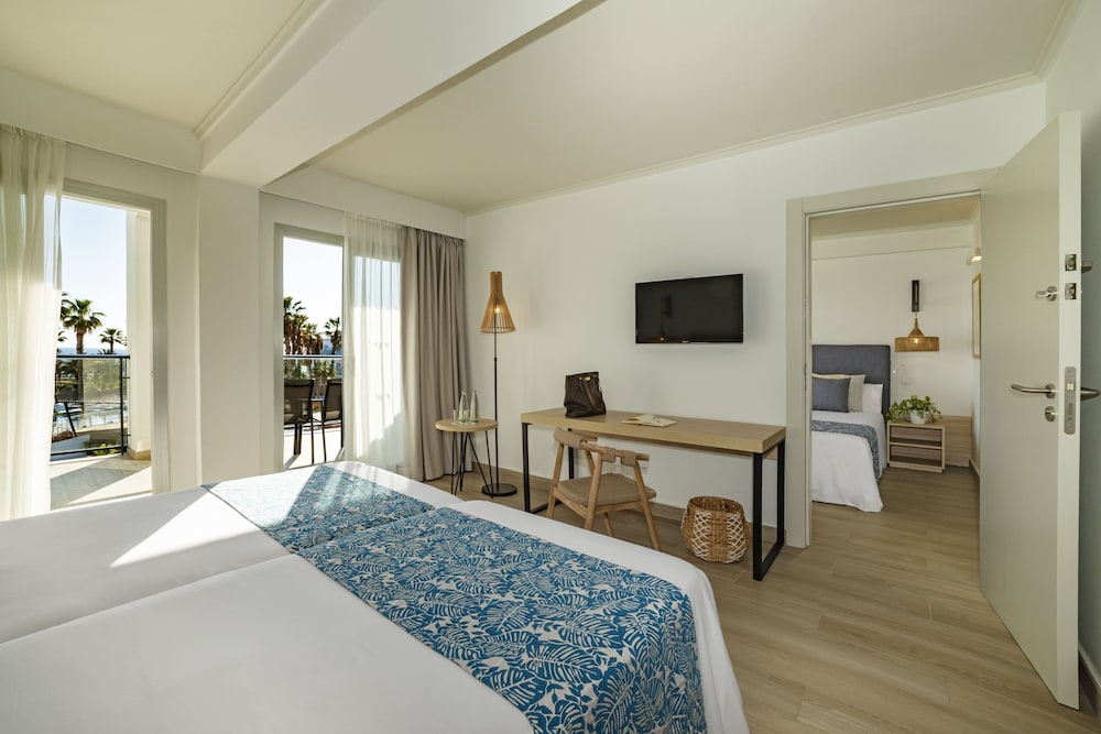 Cabogata Jardín Hotel — Hotel rooms in Almeria, Andalusia