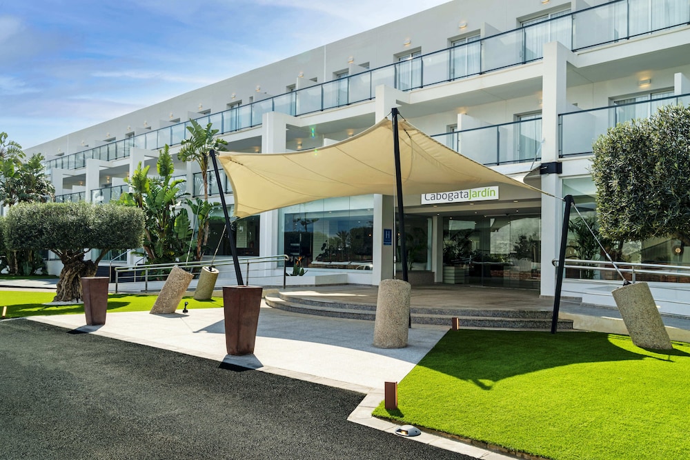 Cabogata Jardín Hotel — Hotel building in Almeria, Andalusia