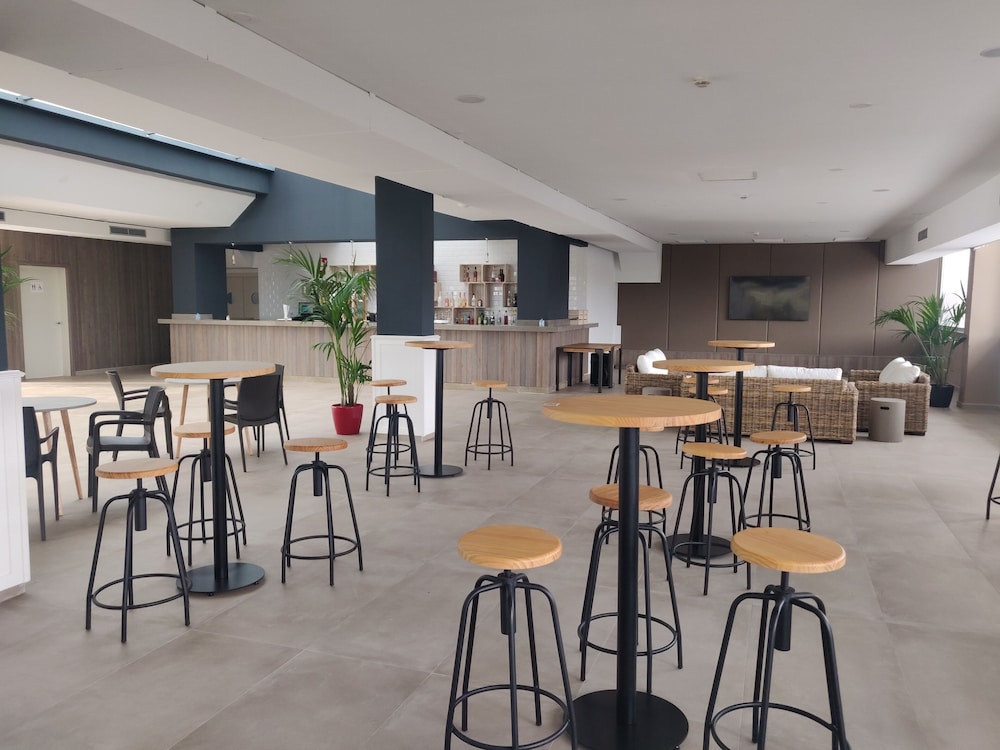Cabogata Jardín Hotel — Restaurant & bars in Almeria, Andalusia