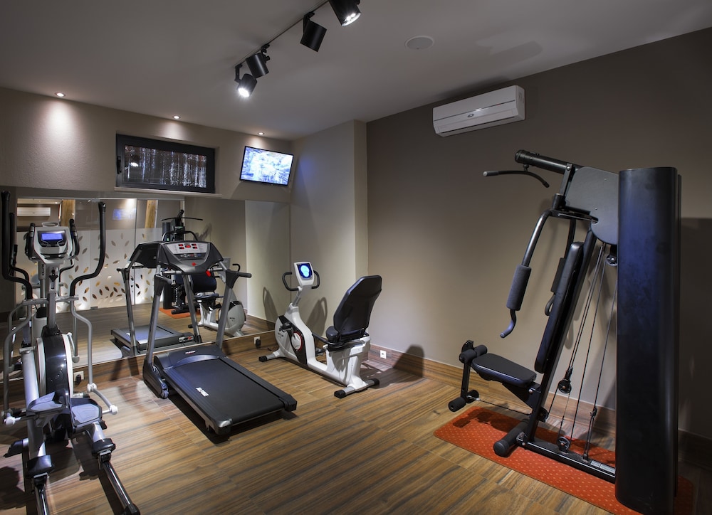 Atlantis Beach Hotel — Sports & recreation in Rethymnon