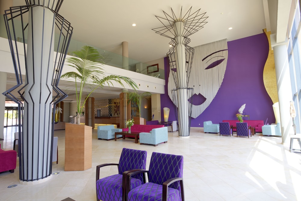 Hotel Valle del Este Golf Spa — Hotel building in Vera, Andalusia
