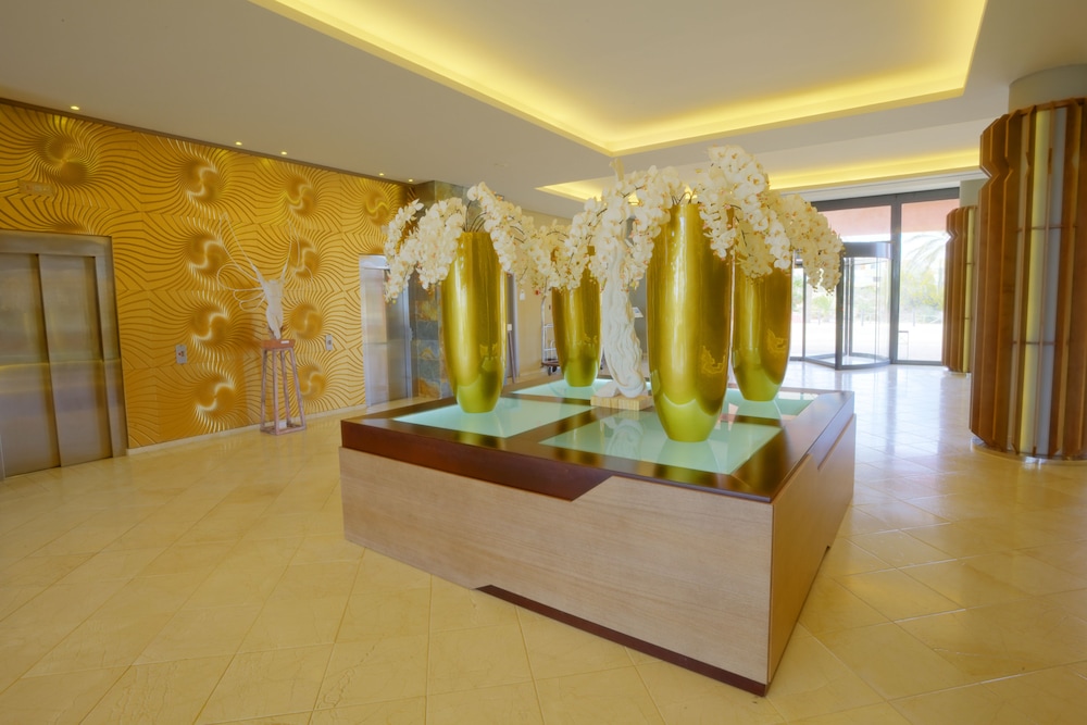 Hotel Valle del Este Golf Spa — Hotel building in Vera, Andalusia