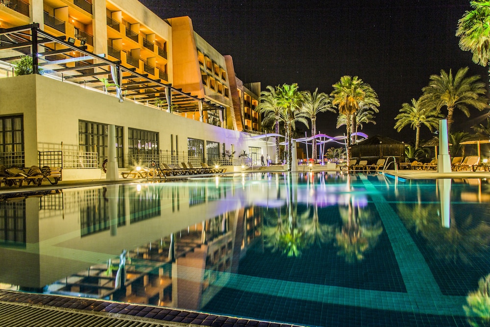 Hotel Valle del Este Golf Spa — Swimming pool in Vera, Andalusia