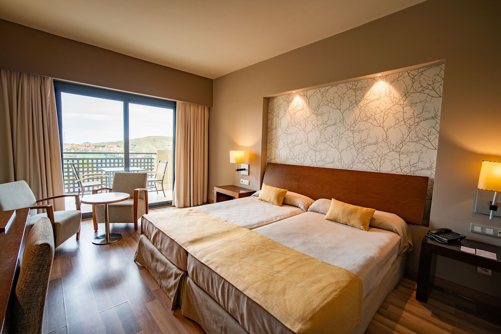 Hotel Valle del Este Golf Spa — Hotel rooms in Vera, Andalusia