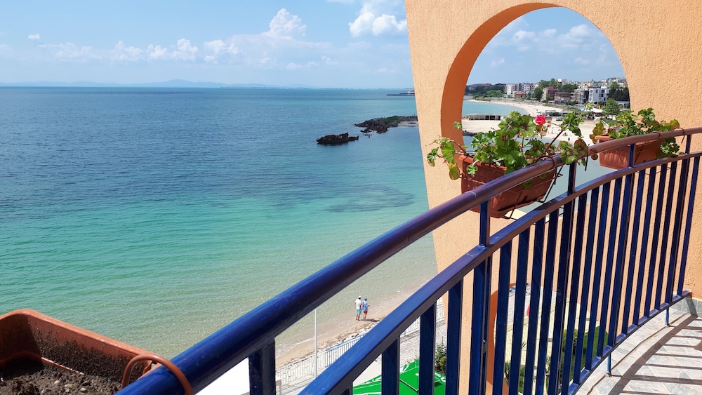 Hotel Evridika — Beach in Nessebar, Burgas Region
