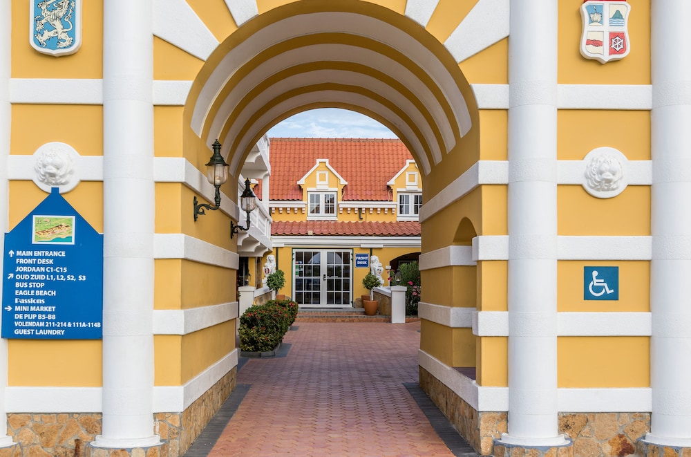 Amsterdam Manor Beach Resort — Hotel building in Noord, Aruba