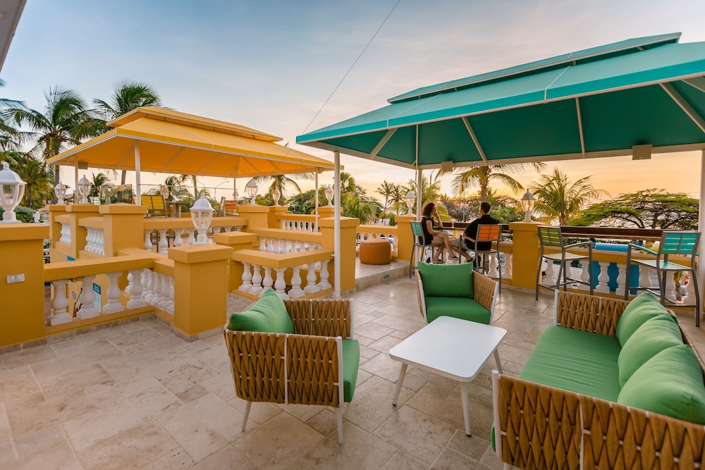 Amsterdam Manor Beach Resort — Restaurant & bars in Noord, Aruba