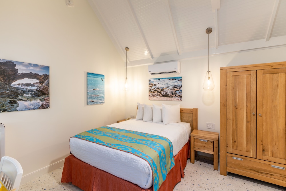 Amsterdam Manor Beach Resort — Hotel rooms in Noord, Aruba