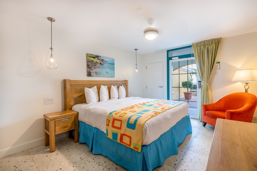 Amsterdam Manor Beach Resort — Hotel rooms in Noord, Aruba