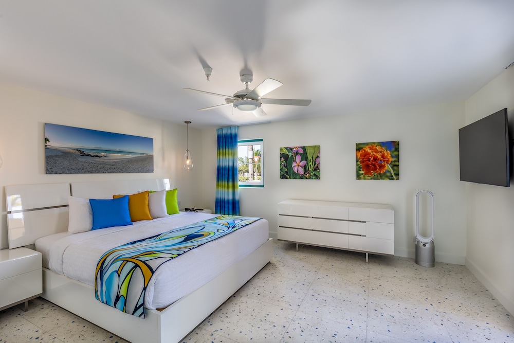 Amsterdam Manor Beach Resort — Hotel rooms in Noord, Aruba