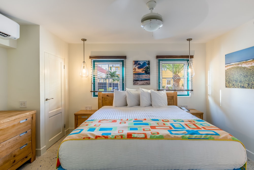 Amsterdam Manor Beach Resort — Hotel rooms in Noord, Aruba