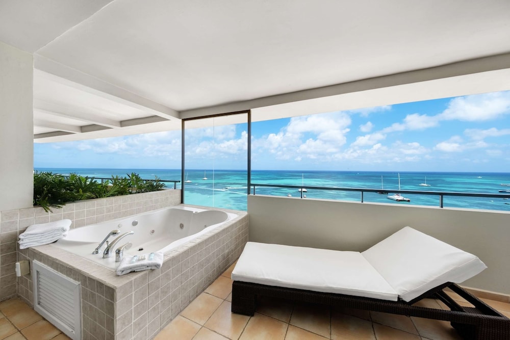 Barceló Aruba - All Inclusive — Hotel rooms in Noord, Aruba