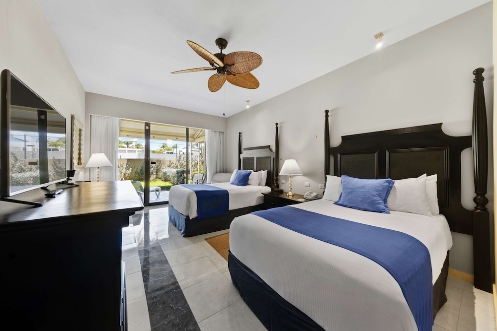 Barceló Aruba - All Inclusive — Hotel rooms in Noord, Aruba