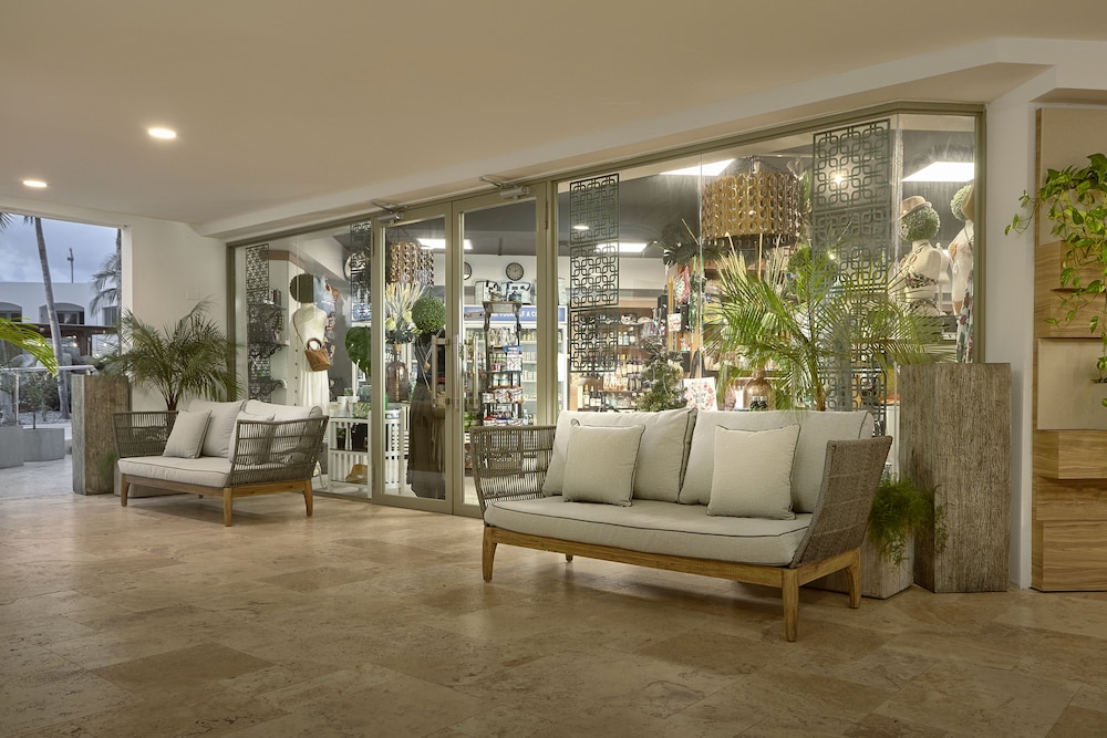 Courtyard by Marriott Aruba Resort — Hotel building in Noord, Aruba