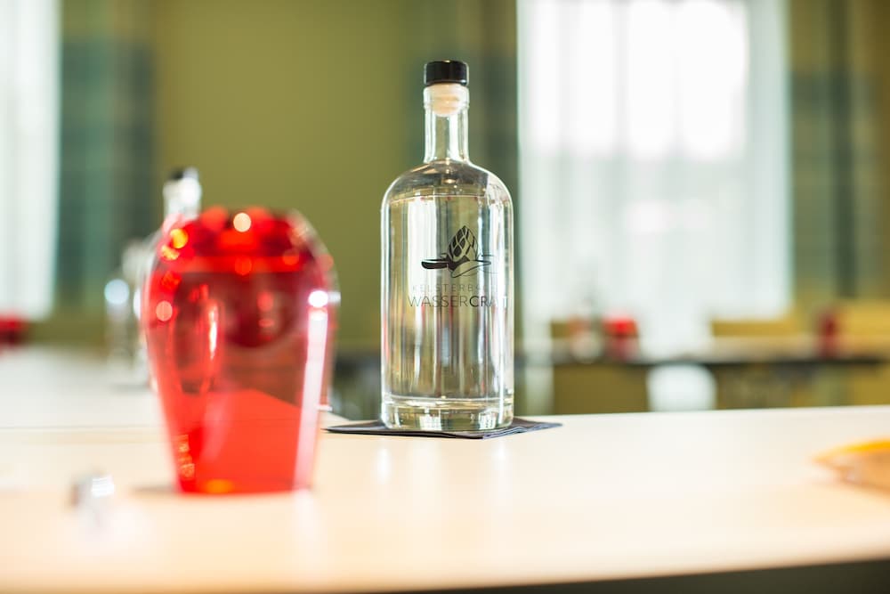 Hey Lou Hotel Frankfurt Airport — Restaurant & bars in Kelsterbach, Hesse