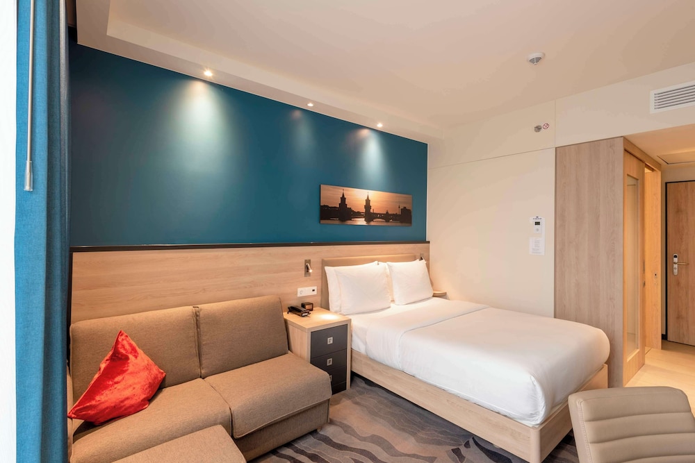 Hampton By Hilton Berlin City Centre Alexanderplatz — Hotel rooms in Berlin, Berlin