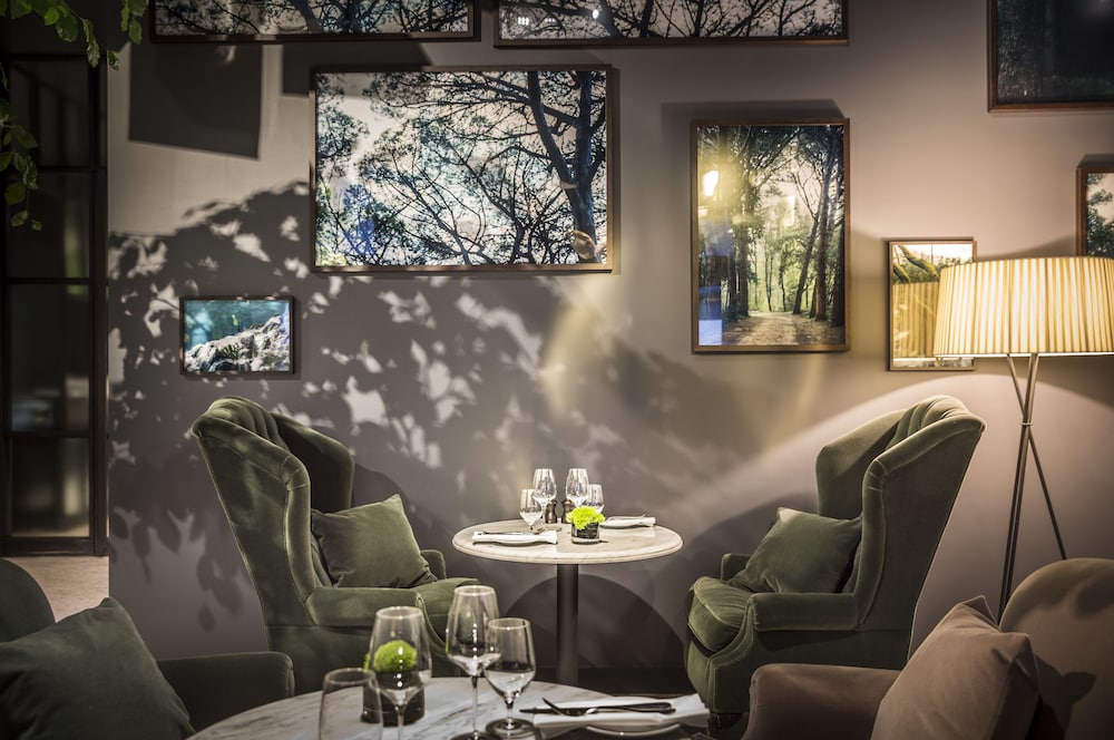 Adriatic Hotel by Maistra Collection — Restaurant & bars in Rovinj, Istria
