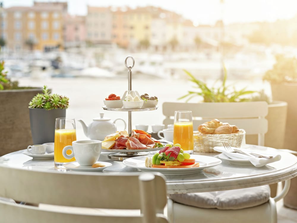 Adriatic Hotel by Maistra Collection — Restaurant & bars in Rovinj, Istria