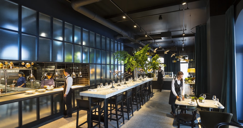 Adriatic Hotel by Maistra Collection — Restaurant & bars in Rovinj, Istria