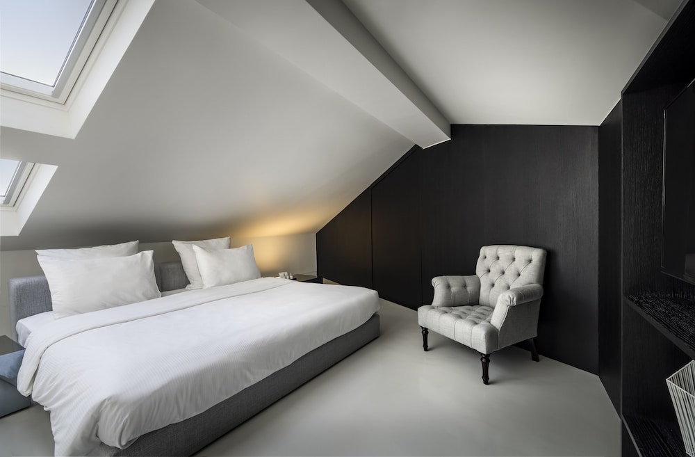 Adriatic Hotel by Maistra Collection — Hotel rooms in Rovinj, Istria