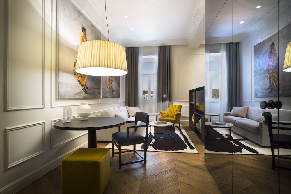 Adriatic Hotel by Maistra Collection — Hotel rooms in Rovinj, Istria