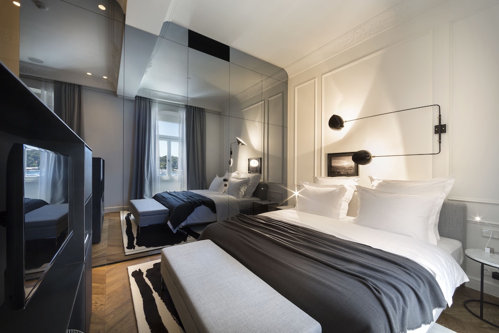 Adriatic Hotel by Maistra Collection — Hotel rooms in Rovinj, Istria