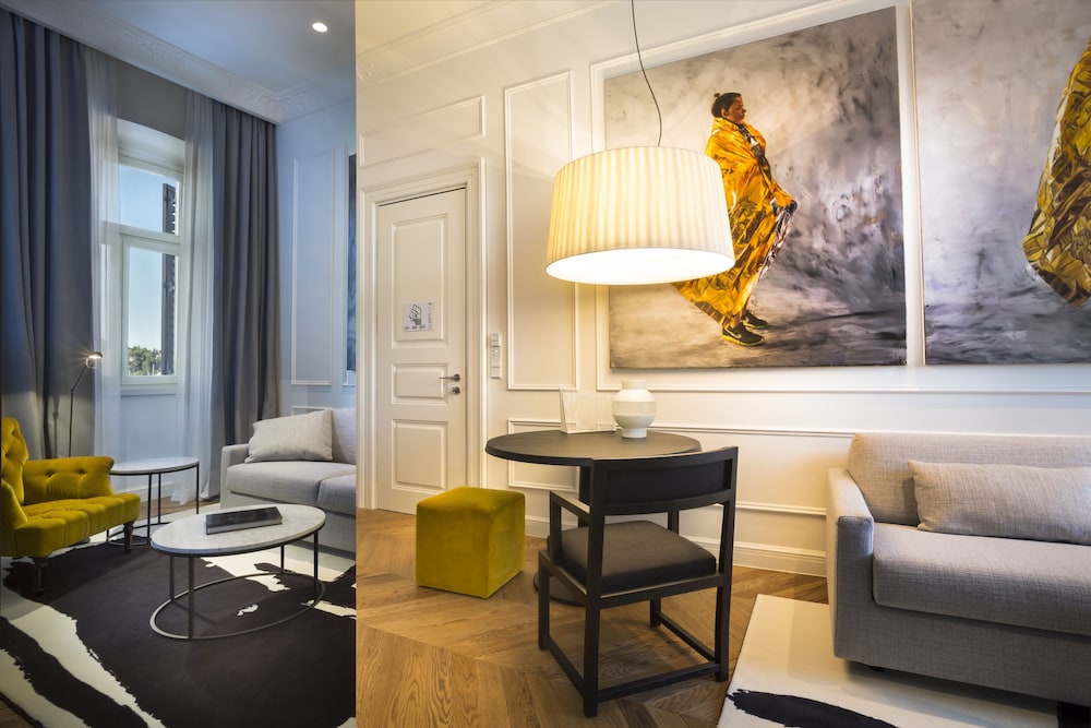 Adriatic Hotel by Maistra Collection — Hotel rooms in Rovinj, Istria