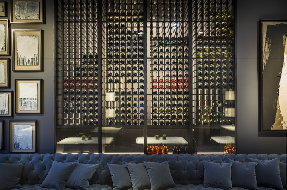 Adriatic Hotel by Maistra Collection — Restaurant & bars in Rovinj, Istria