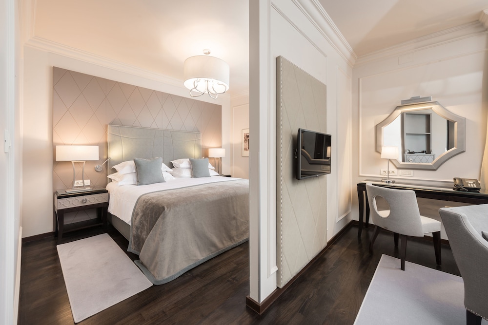 Heritage hotel Bastion — Hotel rooms in Zadar, Zadar