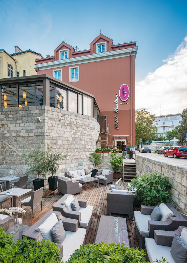 Heritage hotel Bastion - zdjęcie 2