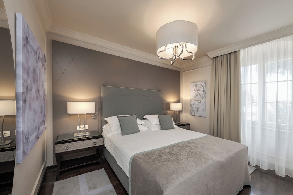 Heritage hotel Bastion — Hotel rooms in Zadar, Zadar
