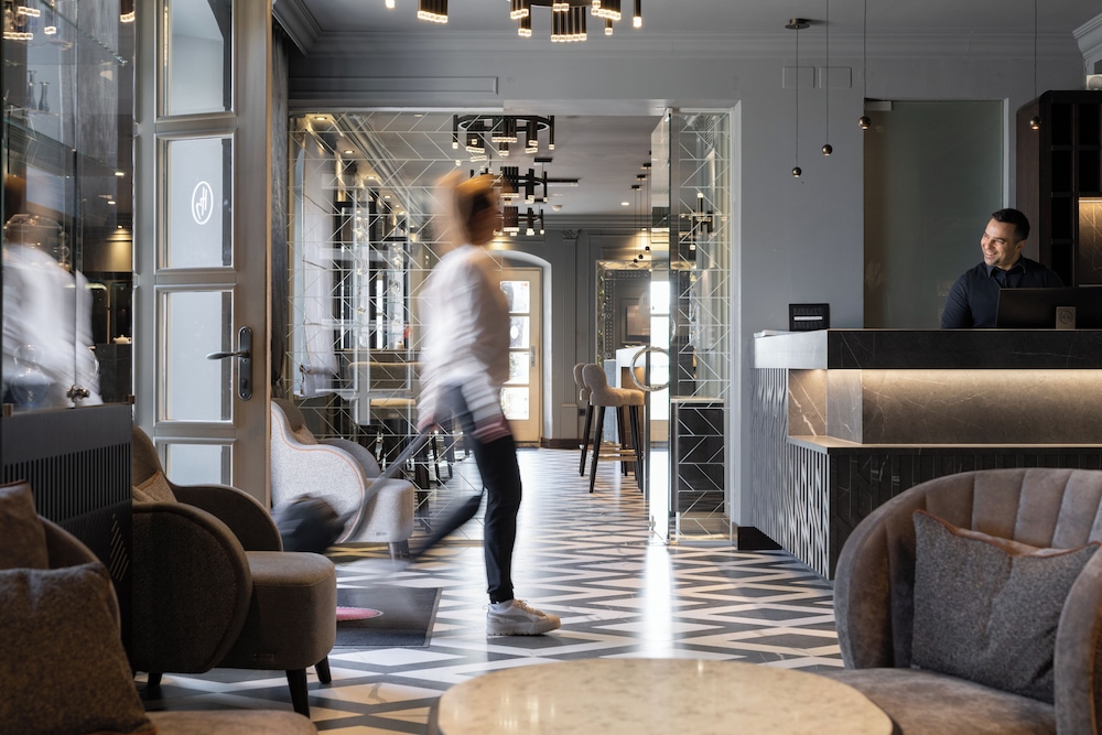 Heritage hotel Bastion — Restaurant & bars in Zadar, Zadar