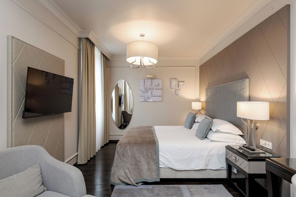 Heritage hotel Bastion — Hotel rooms in Zadar, Zadar