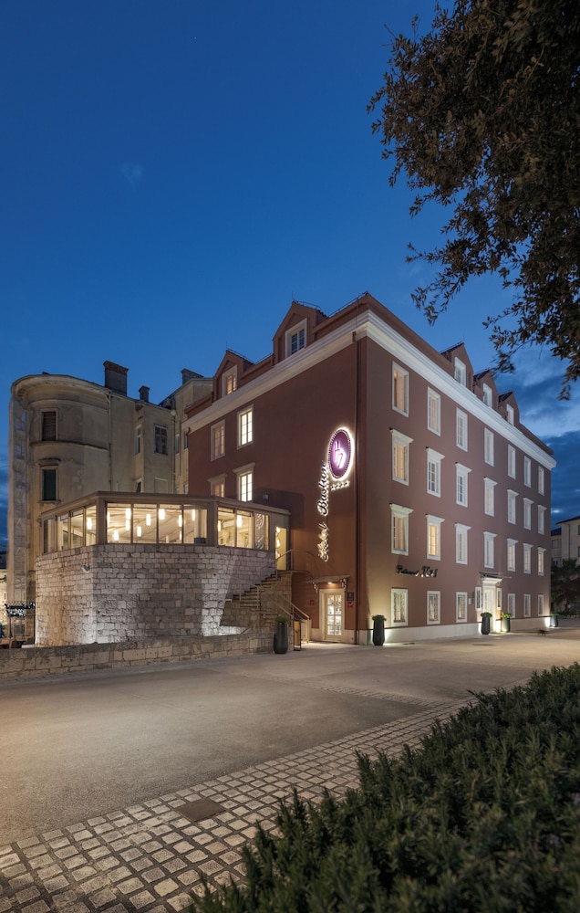 Heritage hotel Bastion — Hotel building in Zadar, Zadar