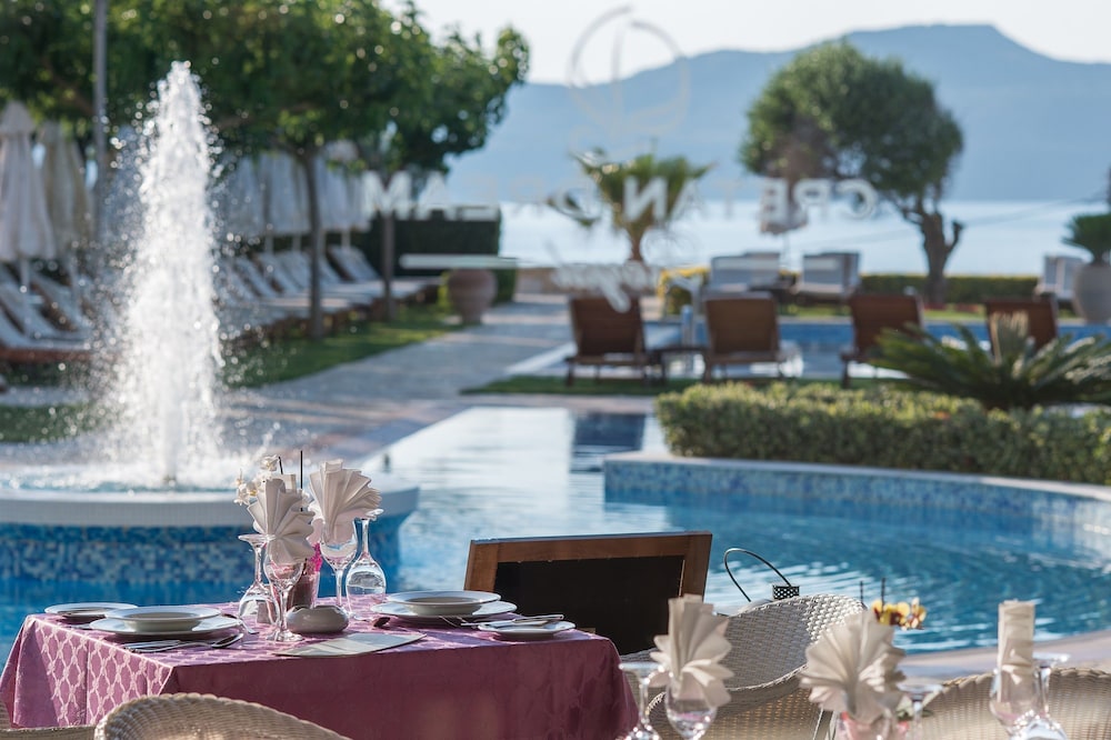 Cretan Dream Resort and Spa — Restaurant & bars in Chania