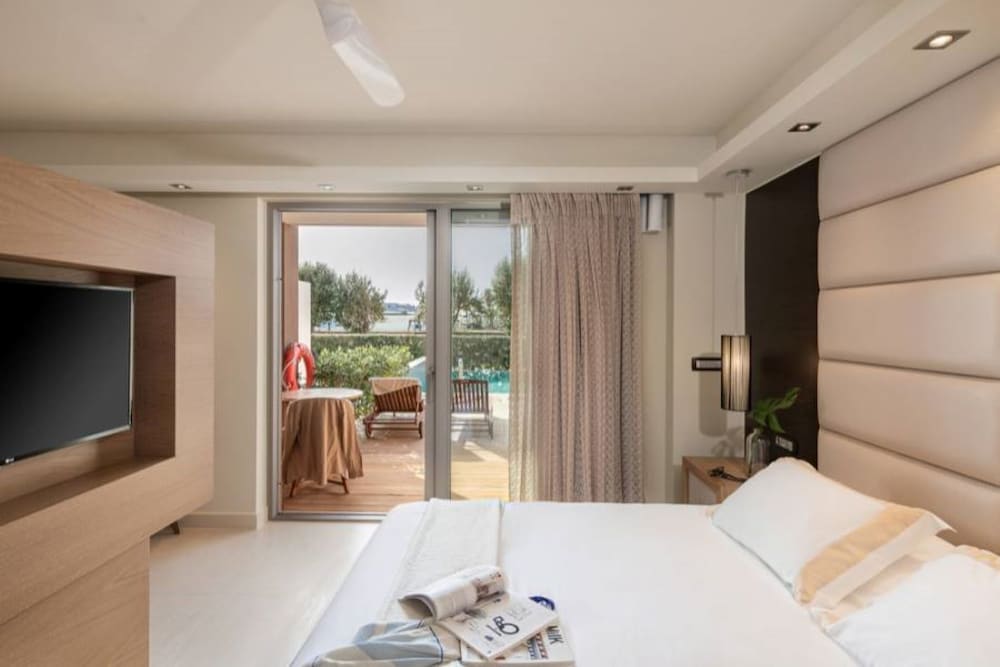 Cretan Dream Resort and Spa — Hotel rooms in Chania