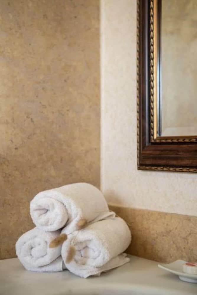 Cretan Dream Resort and Spa — Hotel rooms in Chania